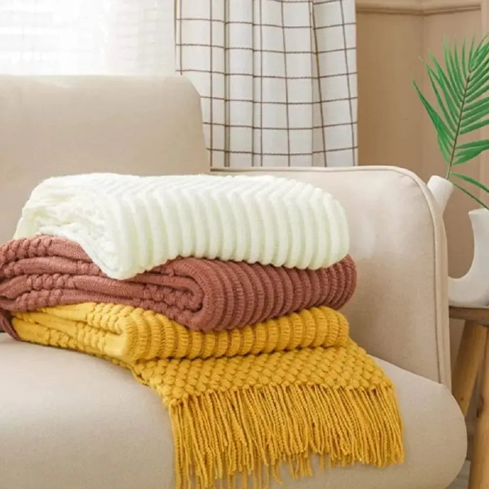 Boutis Matelassé Léger en Beige-Crème Élégance
