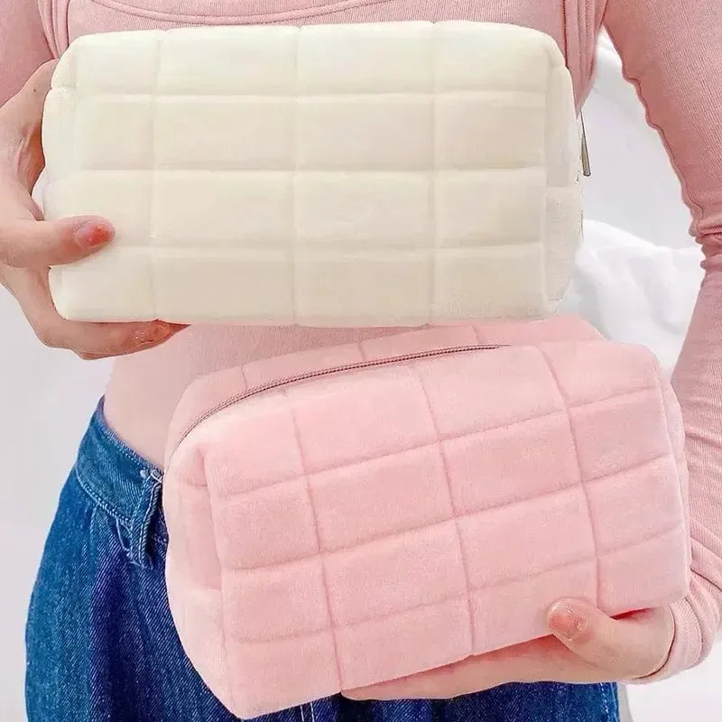Trousse Matelassée Élégance Rose