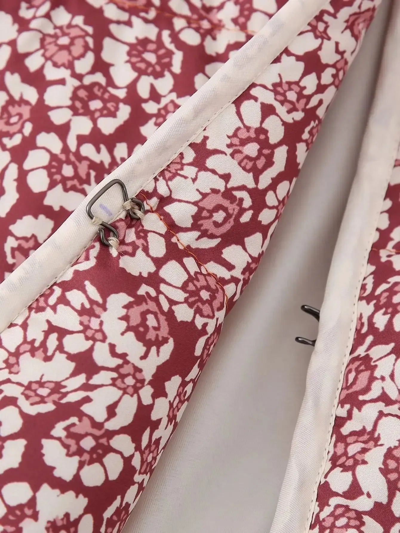 Veste Matelassée Légère Fleurie pour Femme - Élégance Printanière
