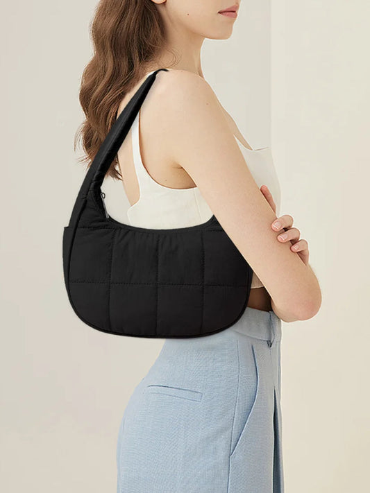 Sac Demi-Lune Matelassé Élégance