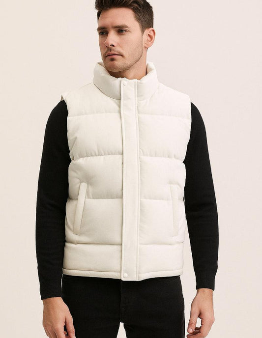 Doudoune sans manche blanche pour l'homme moderne