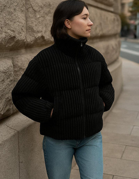 Doudoune Velours Noir pour Femme – Élégance et Confort